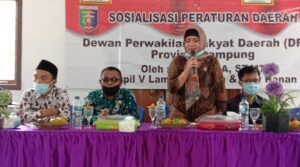 Anggota-Komisi-IV-DPRD-Lampung-Mardiana-Sosperda-di-Bukit-Kemuning-799x445